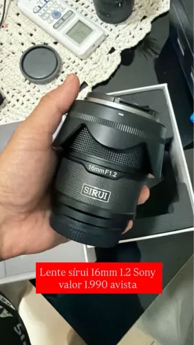 Lente 16mm sirui 1.4 Sony