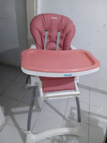 Cadeira de alimentação 