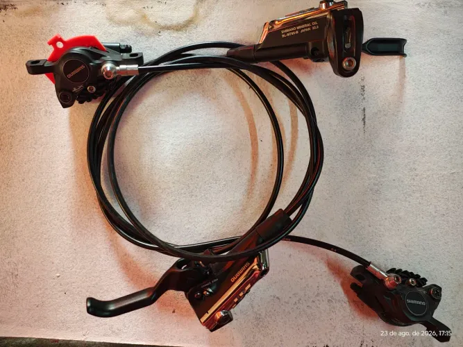 Par de frio Shimano Deore XT BL-M785 Free Stroke e sistema I-Sp