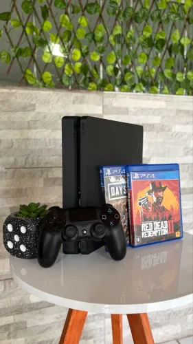 PS4 Slim - 500GB + 2 Jogos