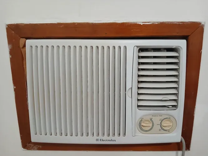 Ar condicionado de janela