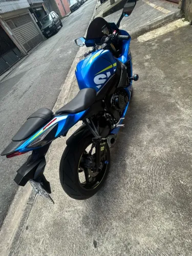 Vendo Suzuki Srad Gsxr 750 2016 modelo GP