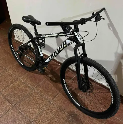 Bike aro 29 top Jardim Itaipu