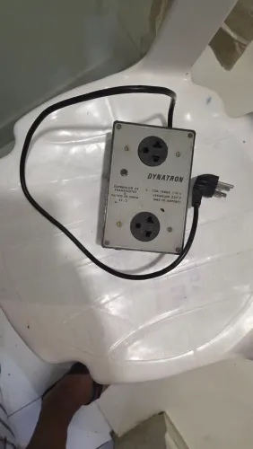 Filtro de Linha Dynatron ST-2 com Proteção contra Surtos - 110/220V