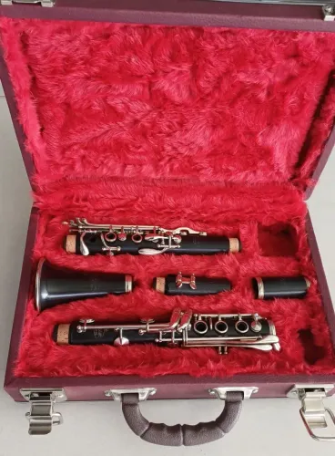 CLARINETE NOBLET Paris ( madeira)