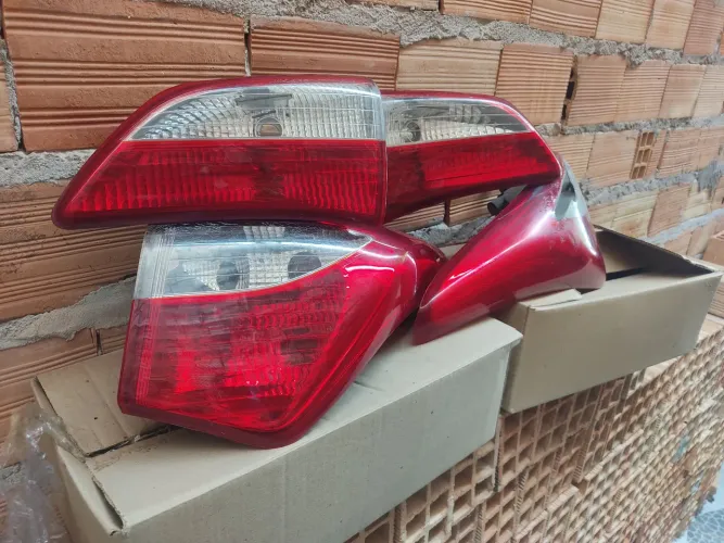 Lanterna traseira hb20