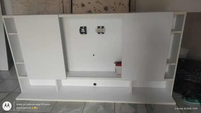 Rack com nicho fechado para tv
