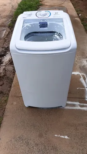 Vendo máquina de 8.5kg Electrolux