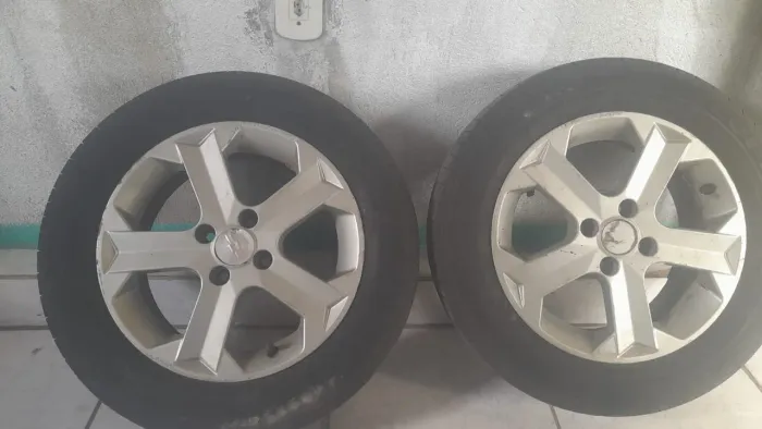 4 rodas aro 15 do Vectra