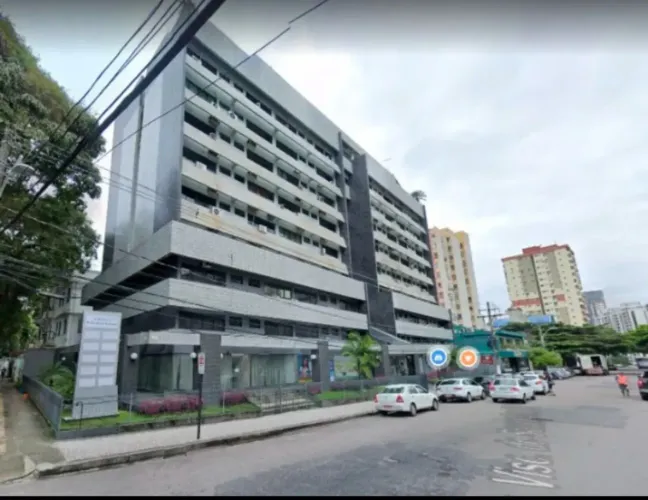 Vendo ampla sala no Ed. Palladium Center com 33 Mt2