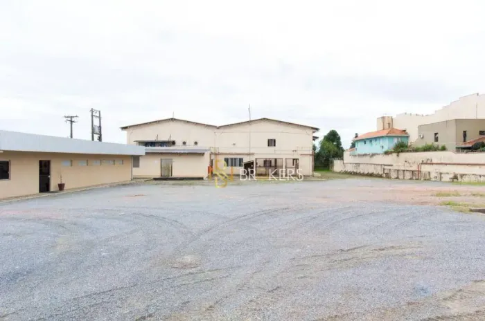 Barracão à venda, 2000 m² por R$ 14.000.000,00 - Águas Belas - São José dos Pinhais/PR