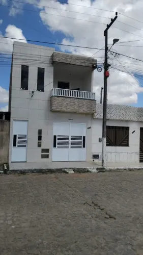 Casa Sobrado com Varanda