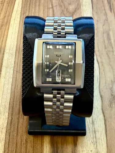 Relógio Seiko DX TV Shape - 1974