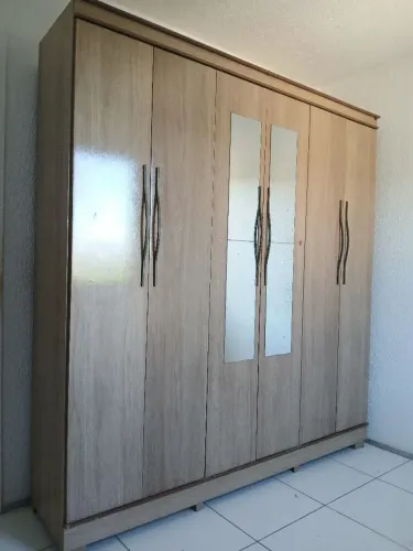 Guarda roupa luxo entrego e monto