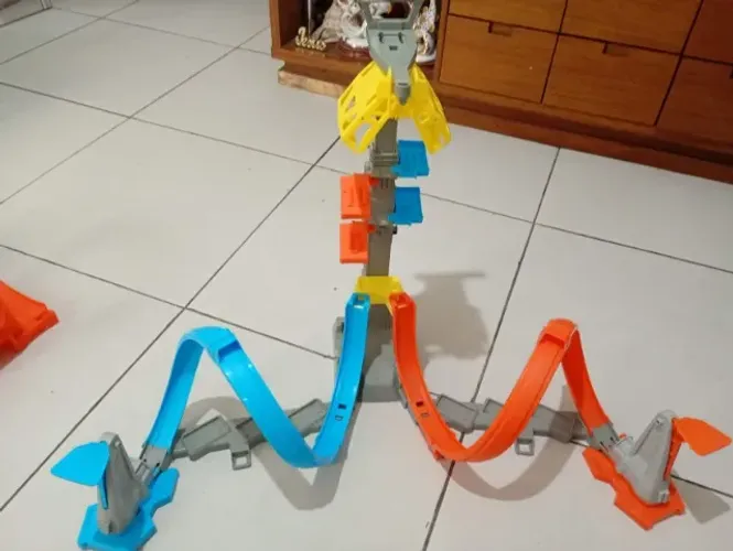 pista Hot Wheels Action Desafio da Altura usada
