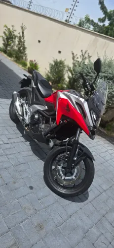 NC 750X 2023 - Apenas 5.500 km - Impecável - Honda