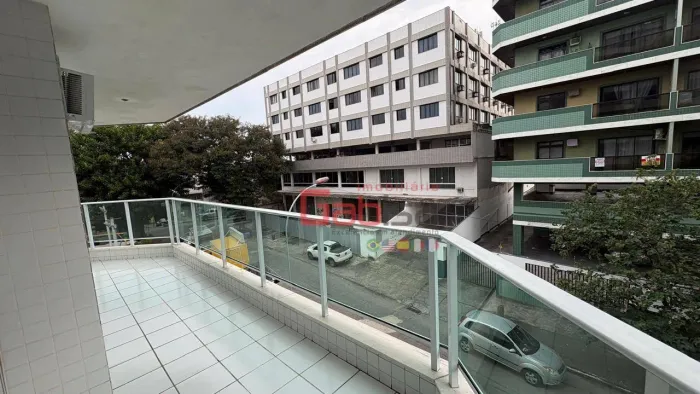 Apartamento com 2 dormitórios para alugar, 80 m² por R$ 3.072/mês - Vila Nova - Cabo Frio/