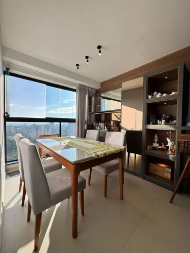 Apartamento à venda no HAUT, com 2 dormitórios