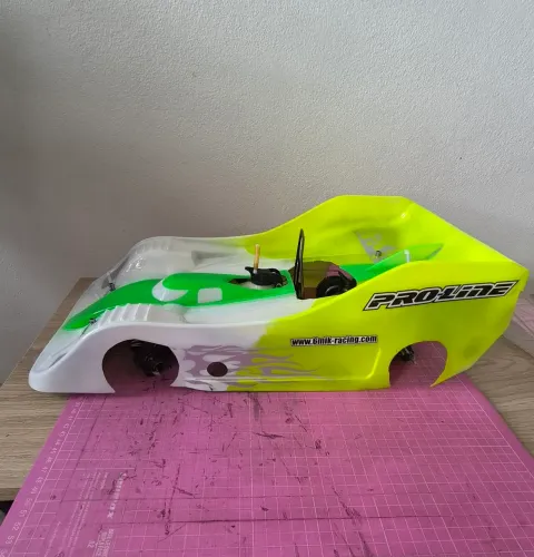 Automodelo RC BMT GP 902 Pro 