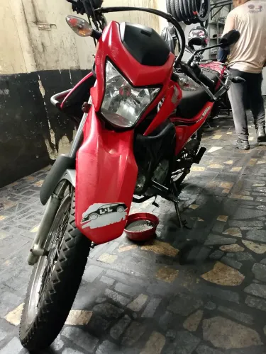 Bros 160, ótimo estado pneus novos, manutenção em dias!