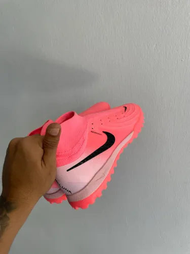 Vendo chuteira society Nike Panthon Luna superfly 