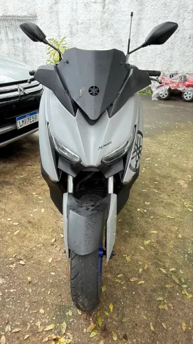 X Max 250 2022