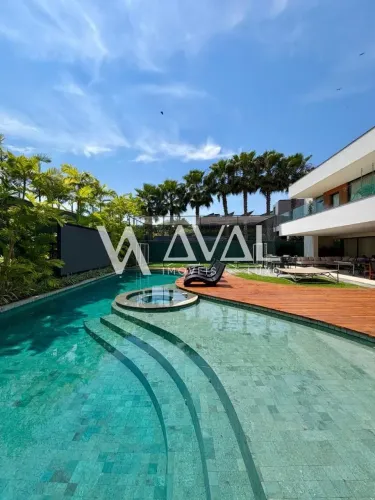 Mansão espetacular no Mansões: 1.327m² construídos em terreno de 1.022m²