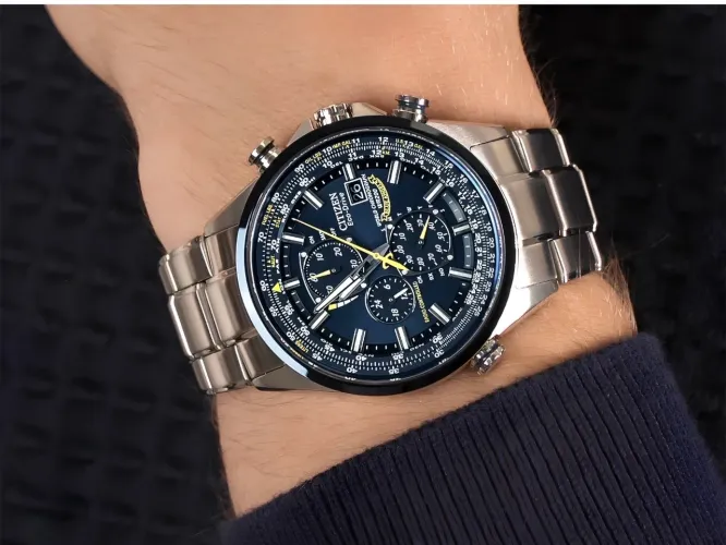 Relógio Citizen Eco-Drive World Chronograph Blue Angel - AT8020-54L - Novo e Sem Uso