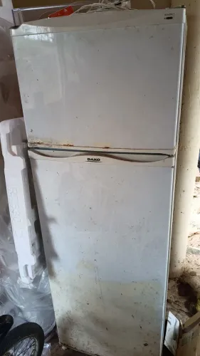 Vendo geladeira dako