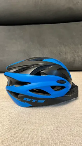 Capacete GTS para Ciclismo - Excelente Estado