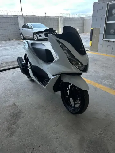 PCX 160 com 3.000km