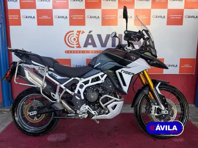Triumph Tiger 900 900 cc 