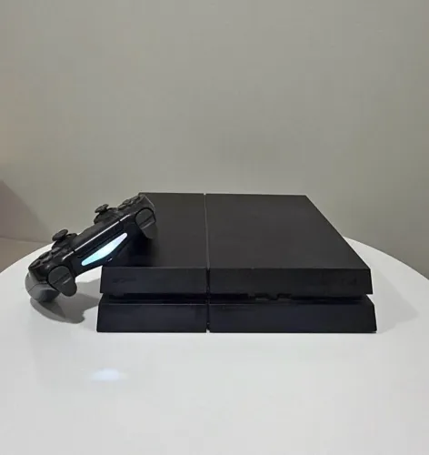 Vendo PS4 fat