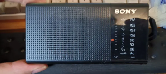 Radio a pilha sony sem antena
