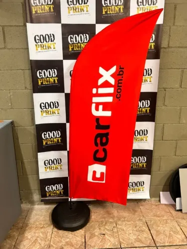 Wind banner