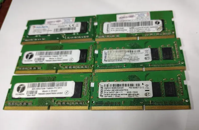 Memoria de Notebook Teikon PC4-2400 de 4GB (Só Venda)