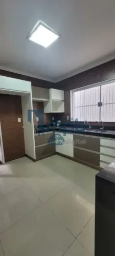 CASA PARA LOCAÇÃO, VILA NICACIO, EXCELENTE LOCALIZAÇÃO, DISPONIVEL COMERCIAL E RESIDENCIAL