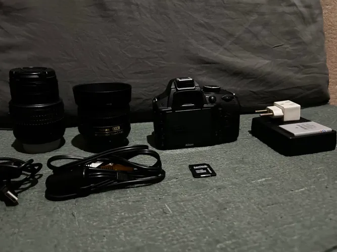 Nikon 3200 + lente 35mm?