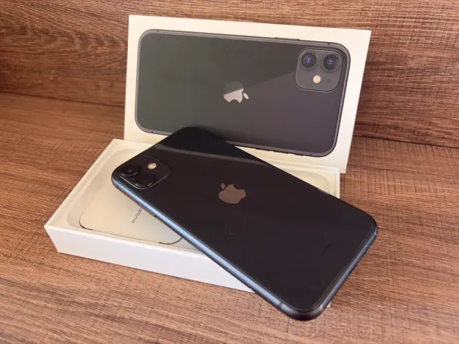 iPhone 11