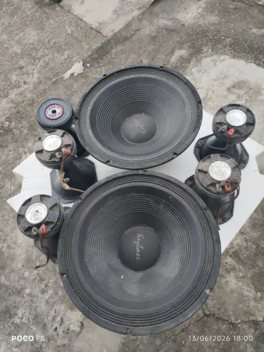 Alto falante 12" kaybass +cornetas.