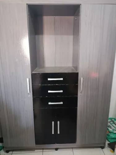 Guarda-roupa
