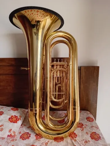 Tuba J981 weril