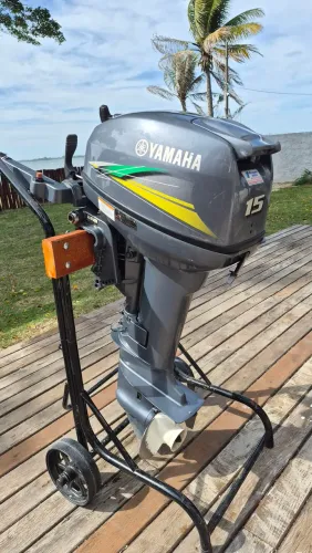 MOTOR DE POPA 15 HP YAMAHA