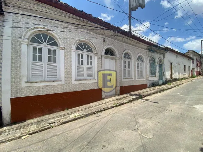 VENDA | CASA | CENTRO DE SÃO LUÍS