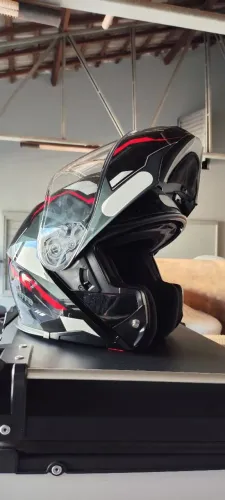 Capacete Bieffe B Dynamic Attractive (escamoteável)