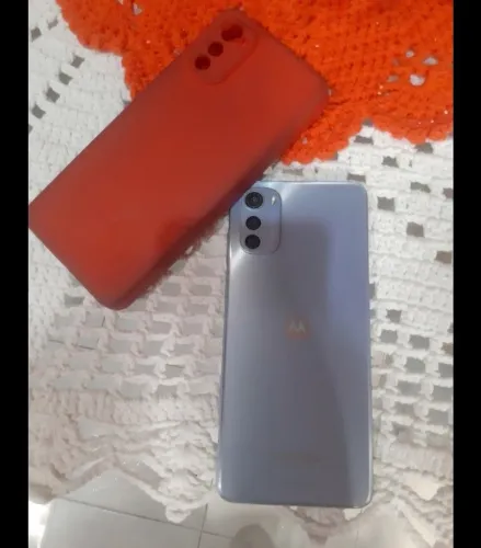 Vendo moto E 32 em boas condições