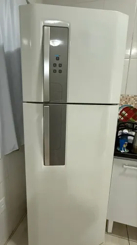 Vendo Geladeira Elettrolux maravilhosa super nova