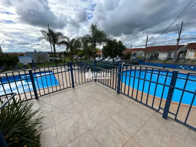 Casa em condomínio com 3 quartos sendo 1 suíte disponível no bairro Terra Nova em Uberlând