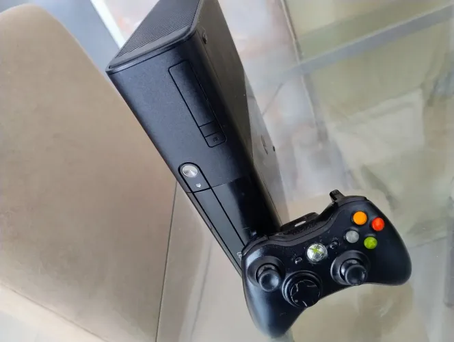 Xbox 360 Super Slim R.G.H 