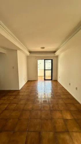 Apartamento para Locação Anual no Edifício Luana Centro, Balneário Camboriú